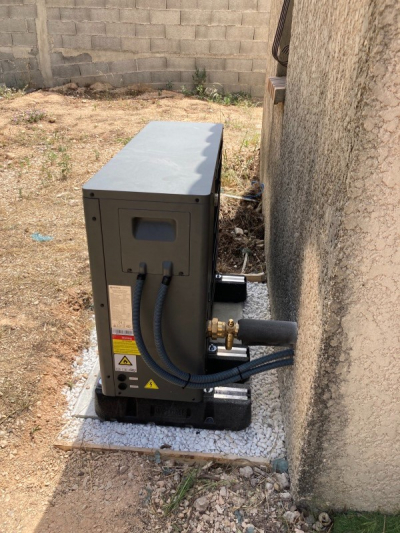 Installation de pompe à chaleur air-eau PERGE par votre chauffagiste AJJY Concept près de Marseille !