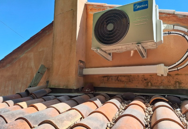 Vous souhaitez faire l'installation d'une climatisation réversible pour chauffer et rafraichir votre maison ou votre appartement près d'Aix-en-Provence ?